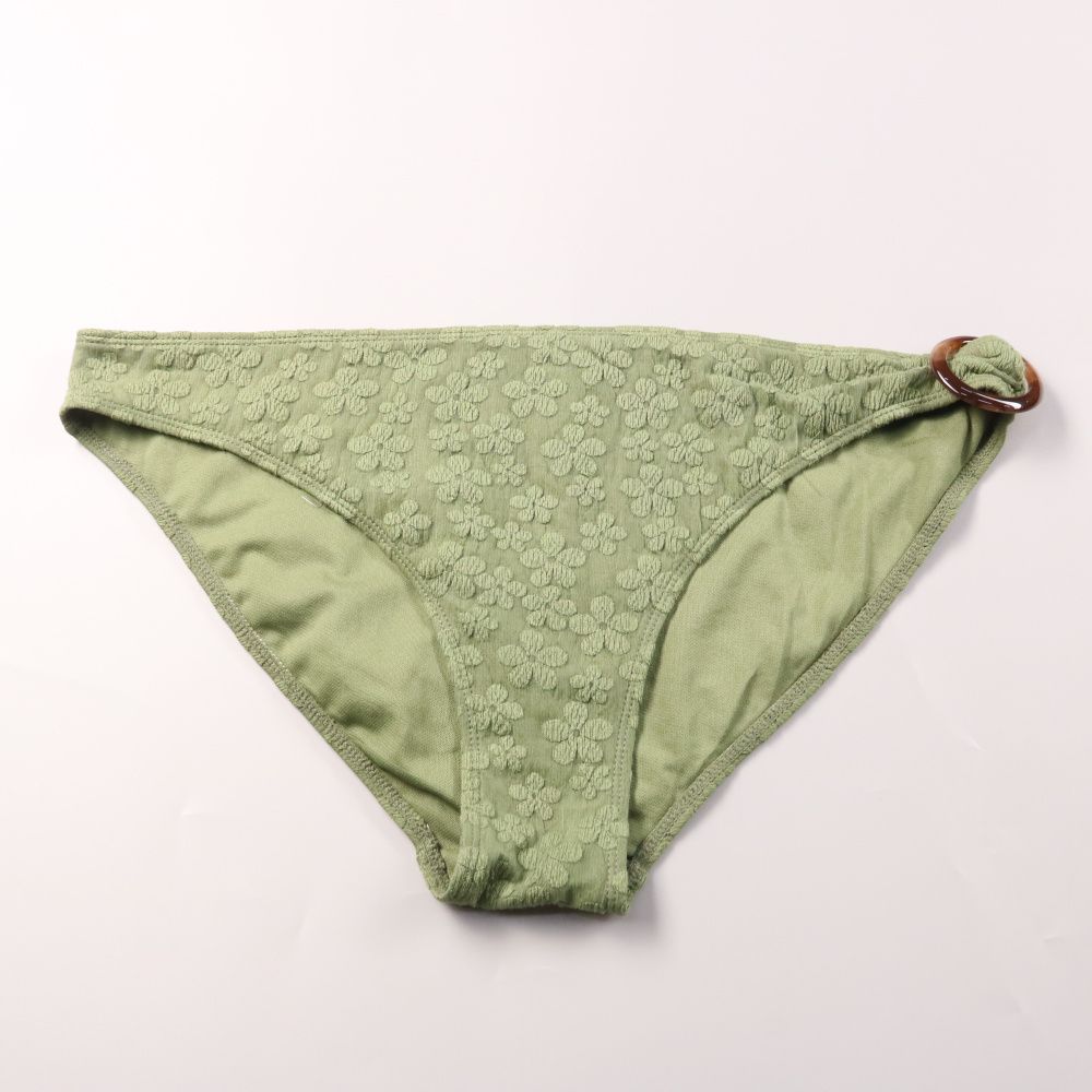 трусы не указано