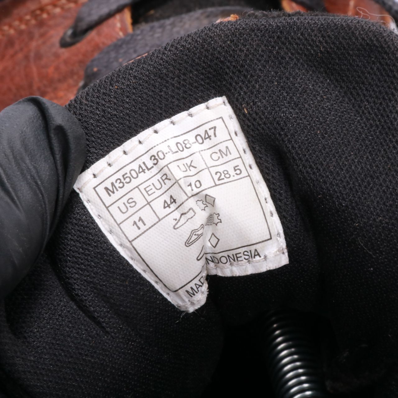 кроссовки HUB