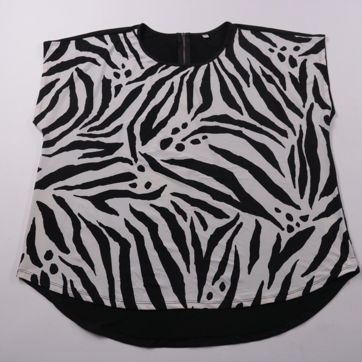 блузка не указано