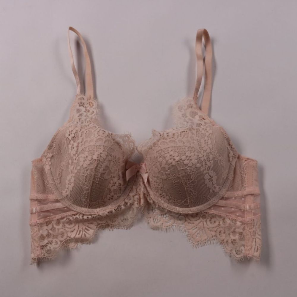 бюстгальтер