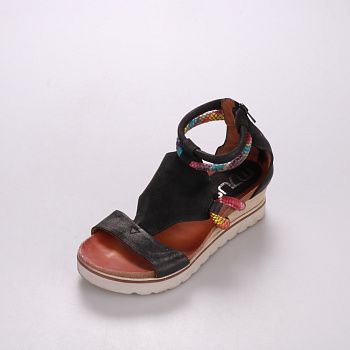 сандалии Mjus