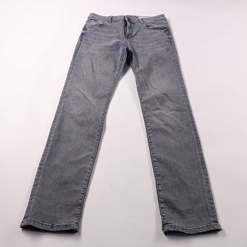 джинсы Straight