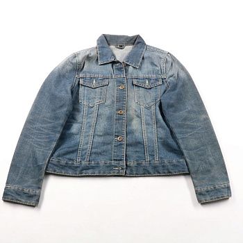 куртка не указано