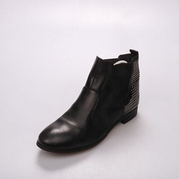 ботинки не указано