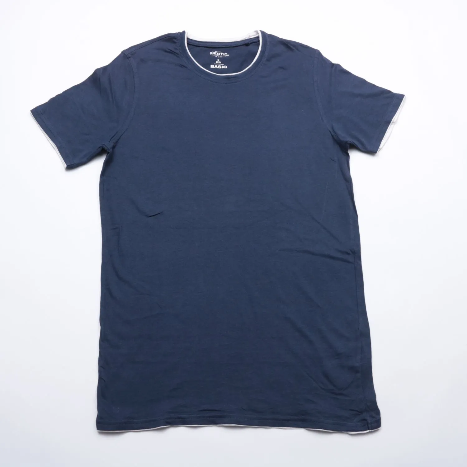 футболка Identic